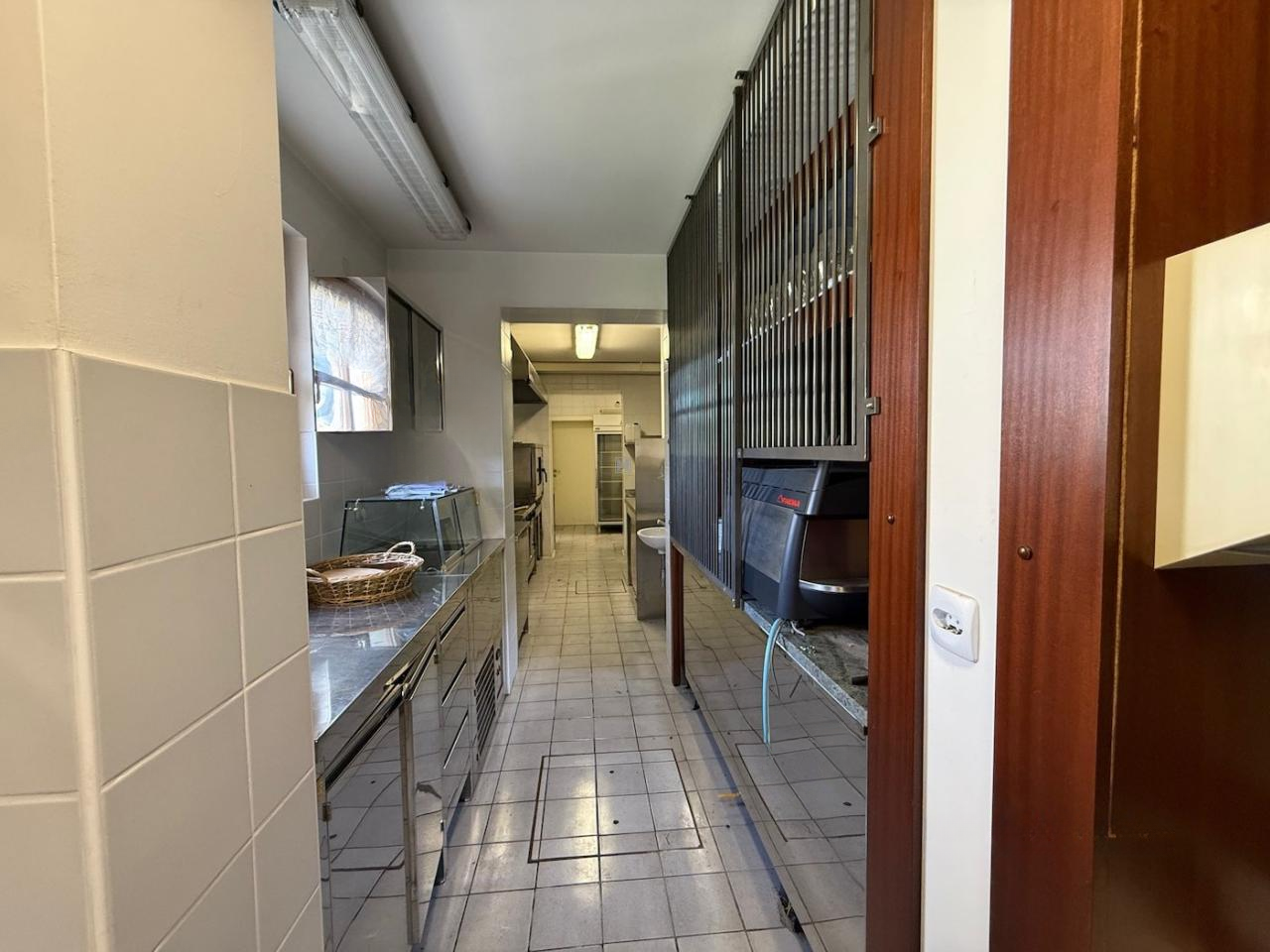 Офис в Любляне, Словения, 800 м² - фото 17