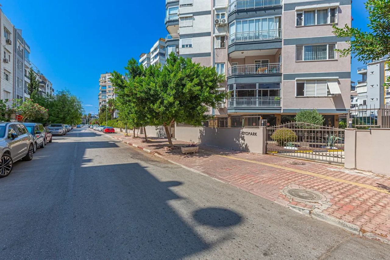 Квартира в Анталии, Турция, 185 м² - фото 2