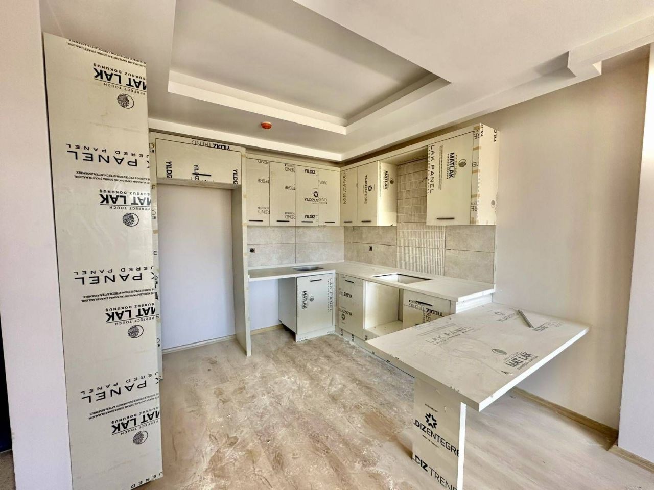 Квартира в Мерсине, Турция, 68 м² - фото 1