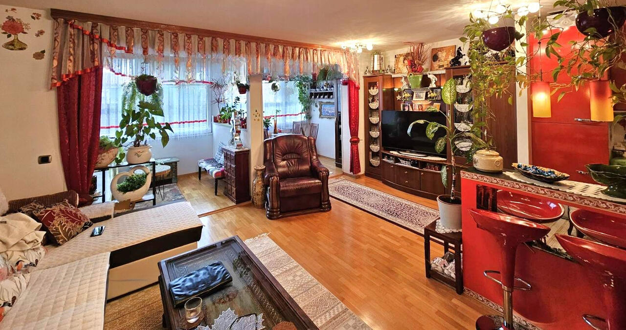 Квартира в Копере, Словения, 68 м² - фото 1