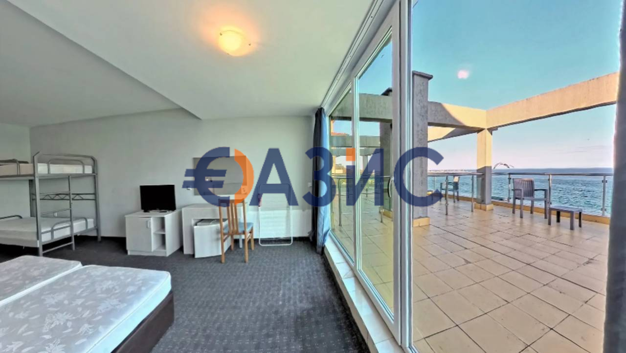 Апартаменты в Несебре, Болгария, 183.4 м² - фото 1
