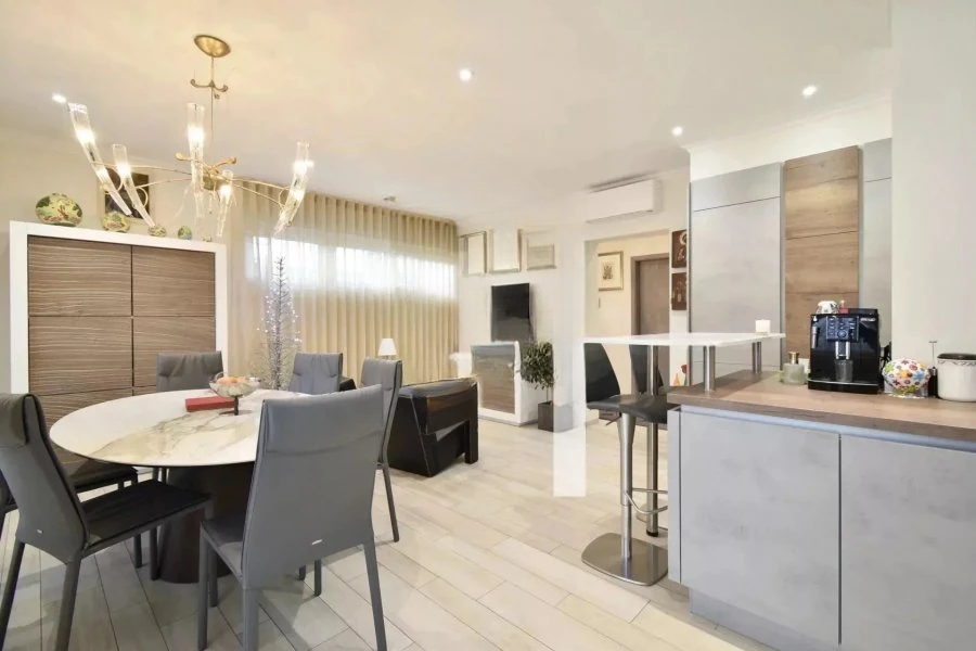 Квартира в Люксембурге, Люксембург, 110 м² - фото 1