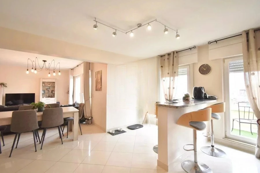 Квартира в Люксембурге, Люксембург, 150 м² - фото 1