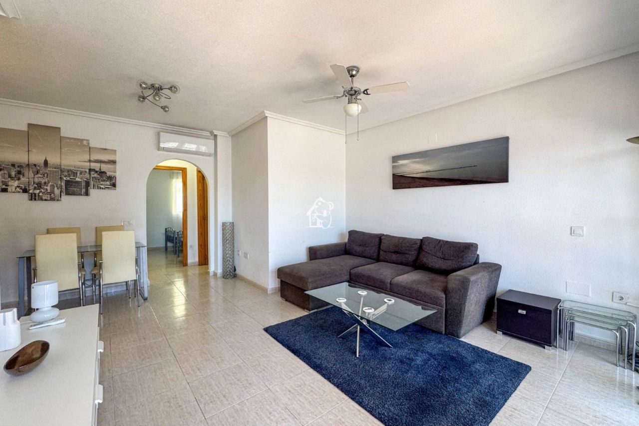 Апартаменты в Рохалесе, Испания, 70 м² - фото 3
