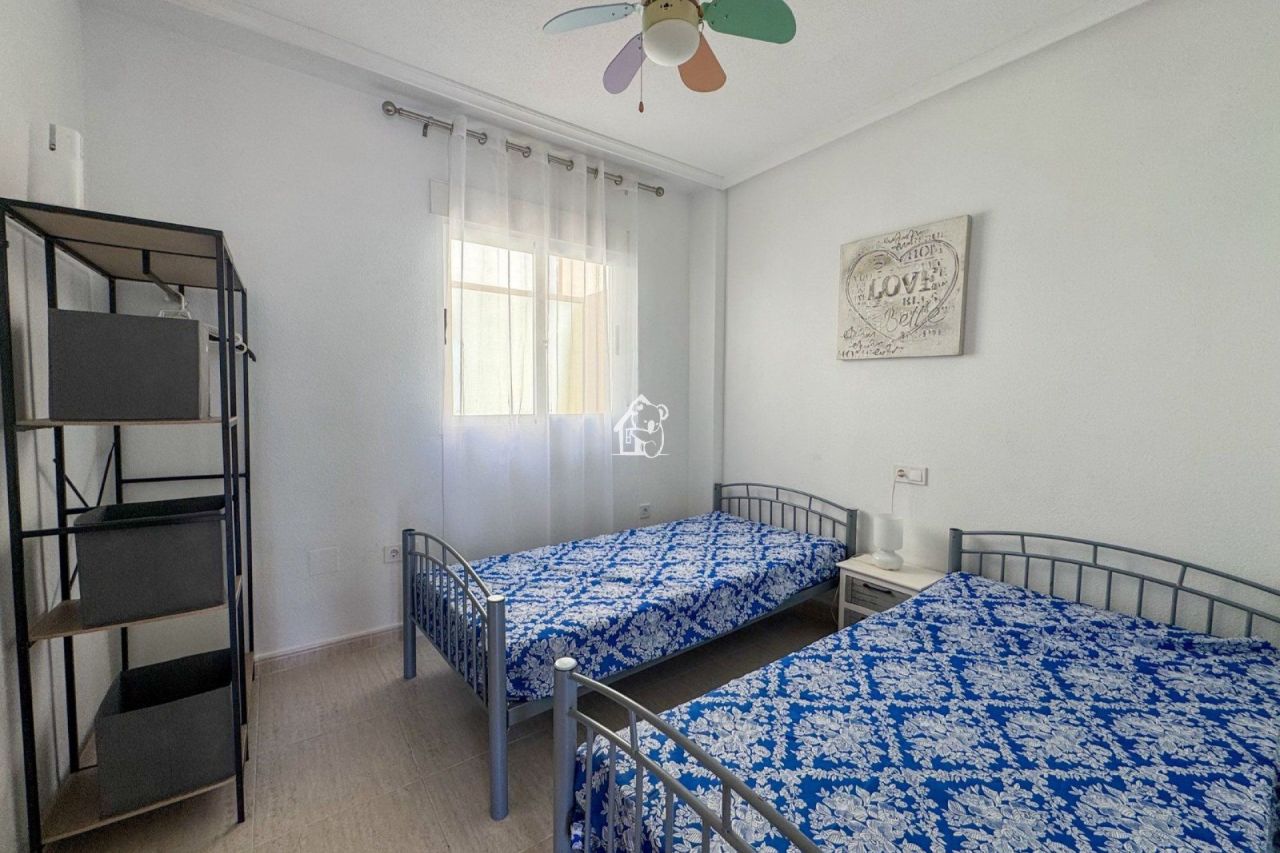 Апартаменты в Рохалесе, Испания, 70 м² - фото 9