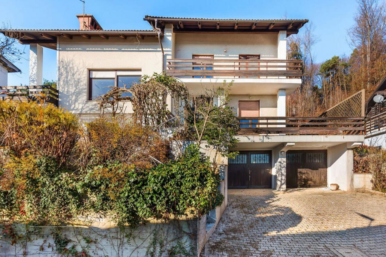 Дом в Любляне, Словения, 346 м² - фото 1