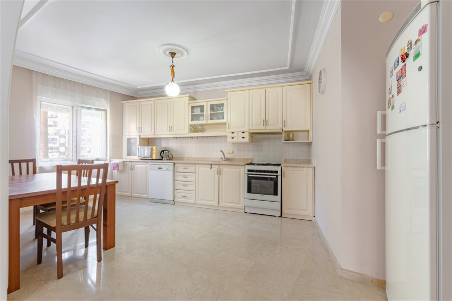 Квартира в Алании, Турция, 160 м² - фото 9