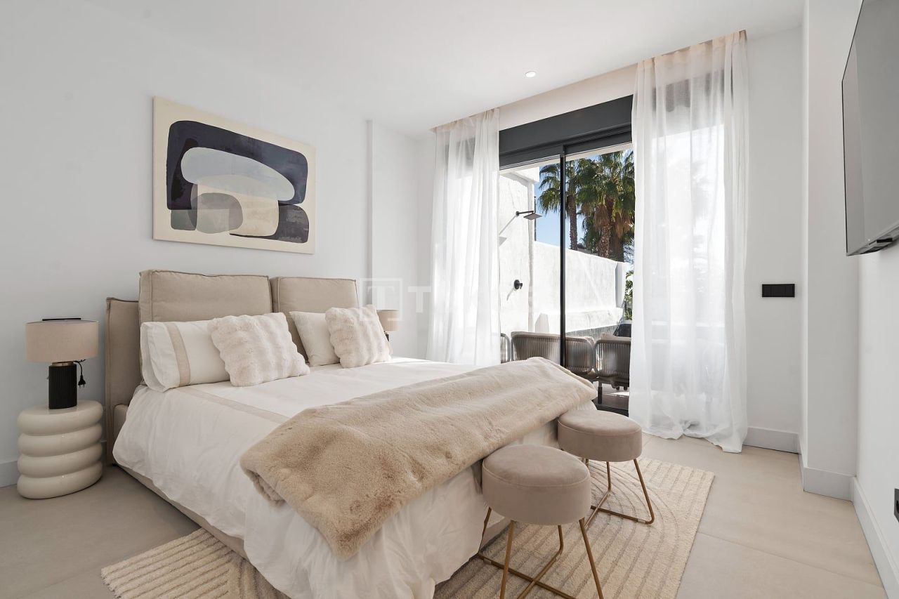 Апартаменты в Эстепоне, Испания, 279 м² - фото 16