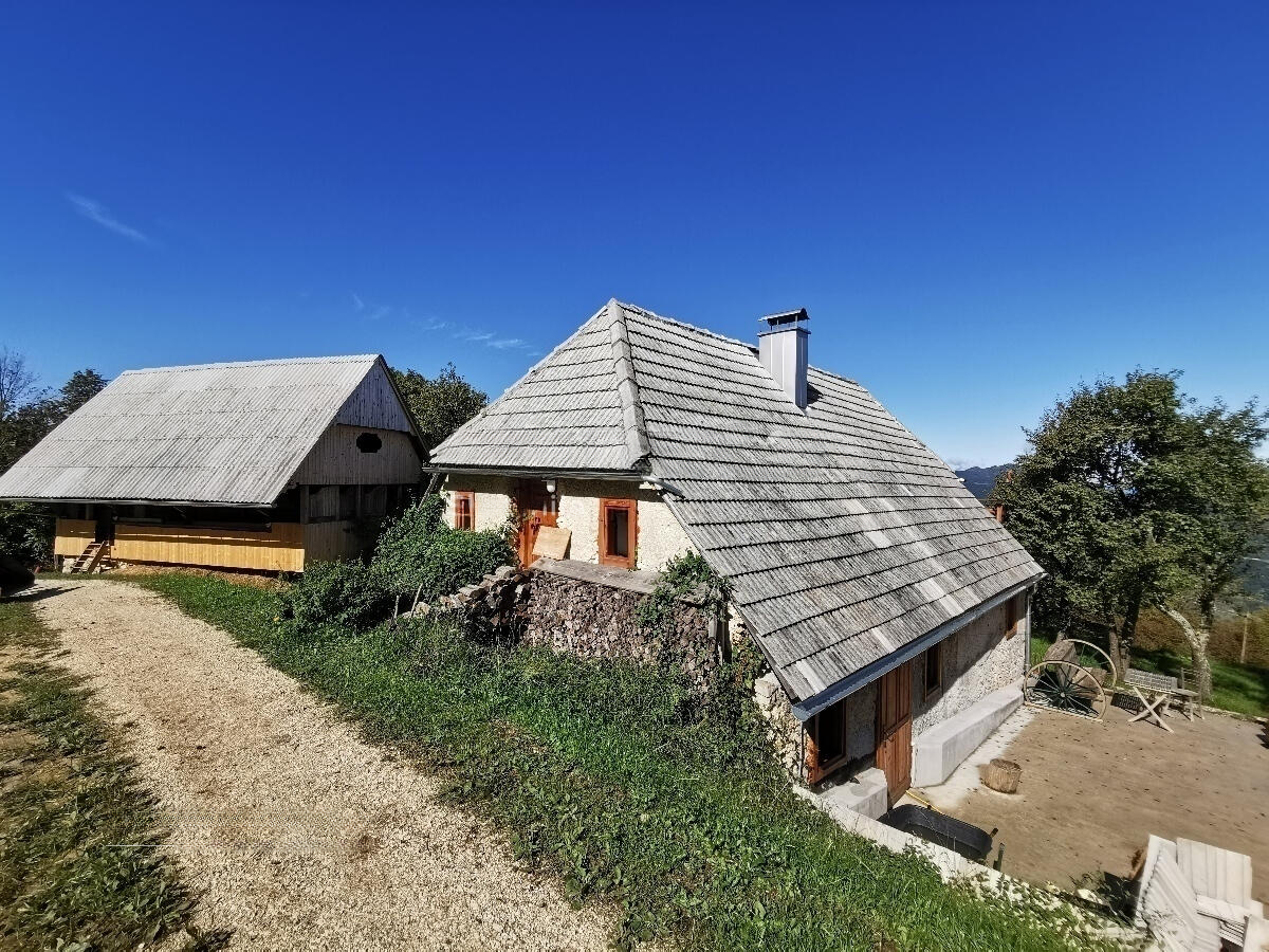 Ферма в Лашко, Словения, 129 000 м² - фото 6