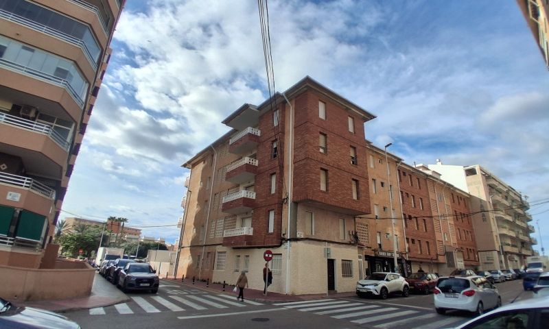 Апартаменты в Торревьехе, Испания, 77 м² - фото 1