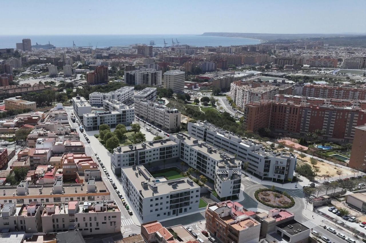 Апартаменты в Аликанте, Испания, 74 м² - фото 4