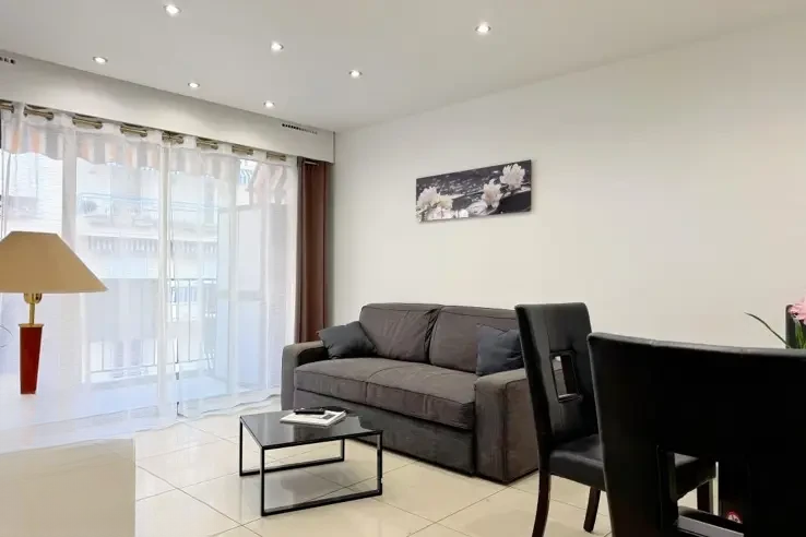Квартира в Каннах, Франция, 41 м² - фото 1