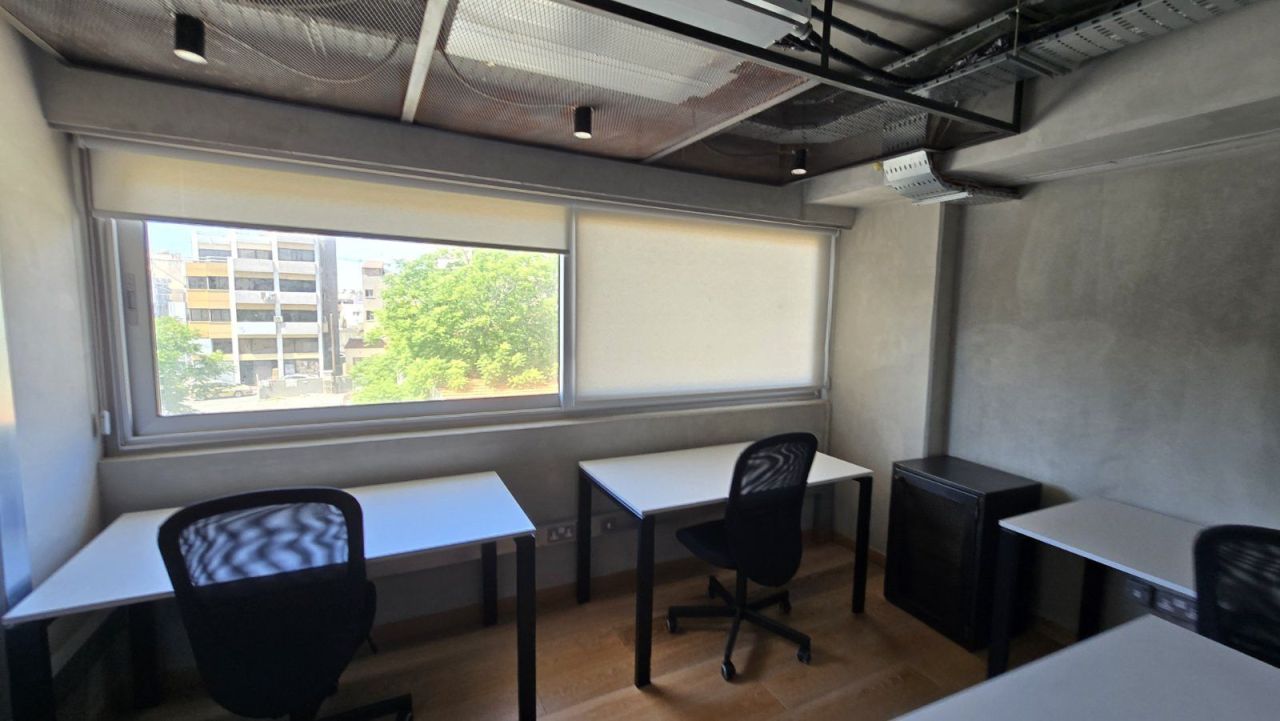 Офис Agia Zoni, Кипр, 300 м² - фото 8