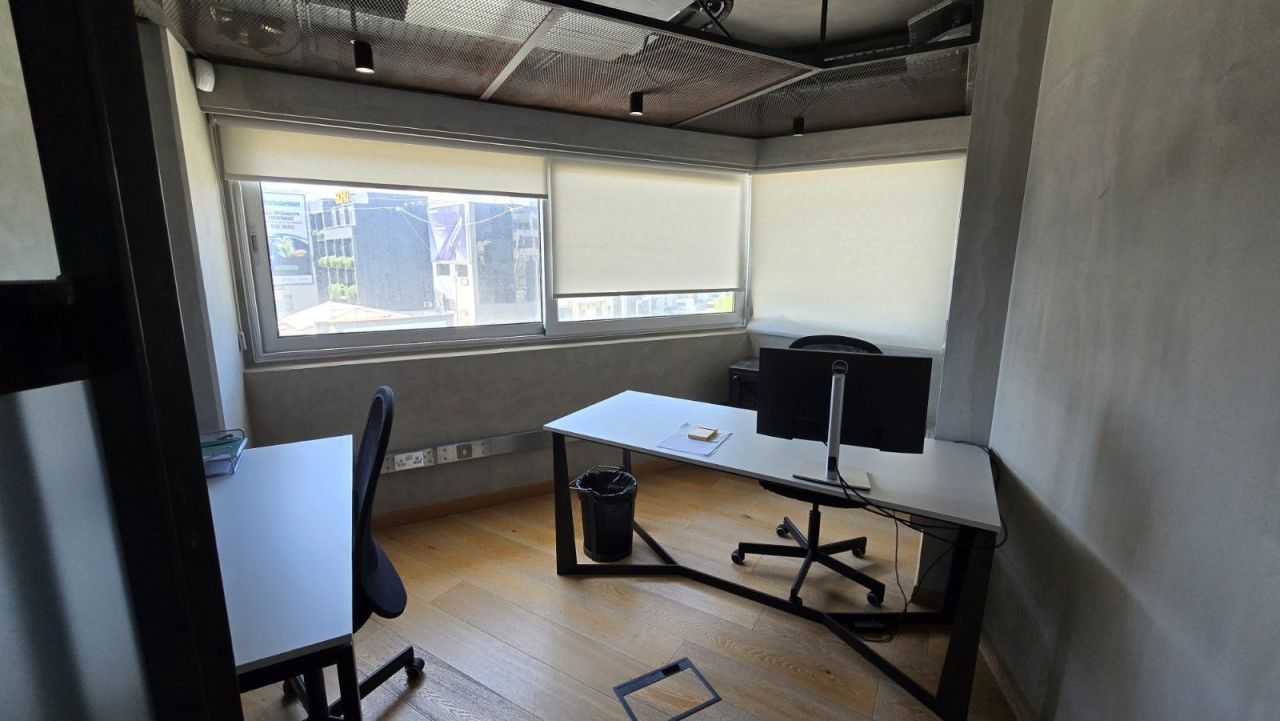 Офис Agia Zoni, Кипр, 300 м² - фото 9
