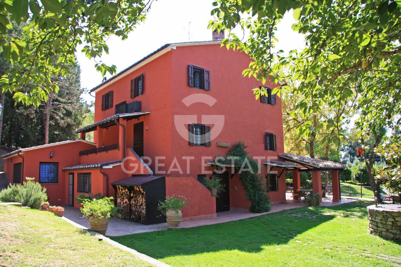 Дом в Джове, Италия, 387.75 м² - фото 2