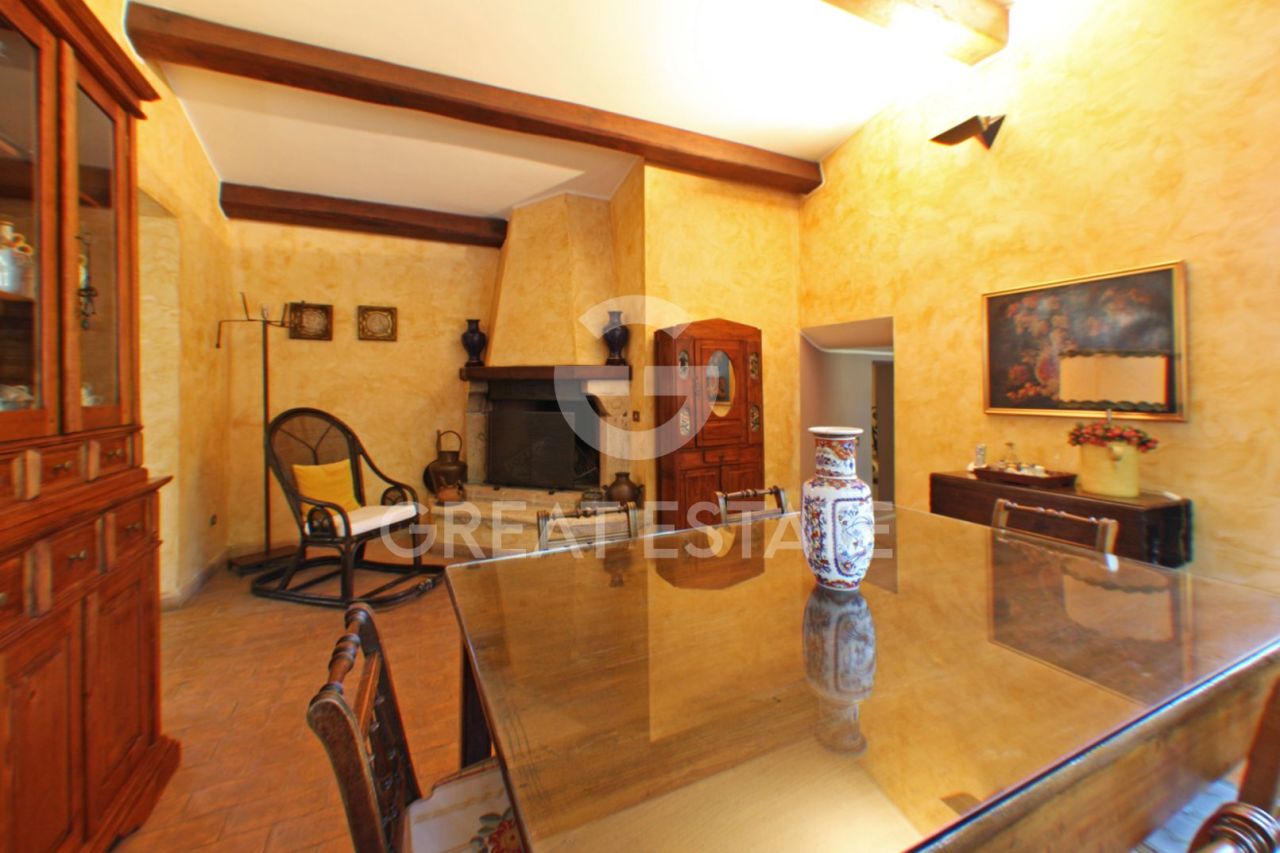 Дом в Джове, Италия, 387.75 м² - фото 11
