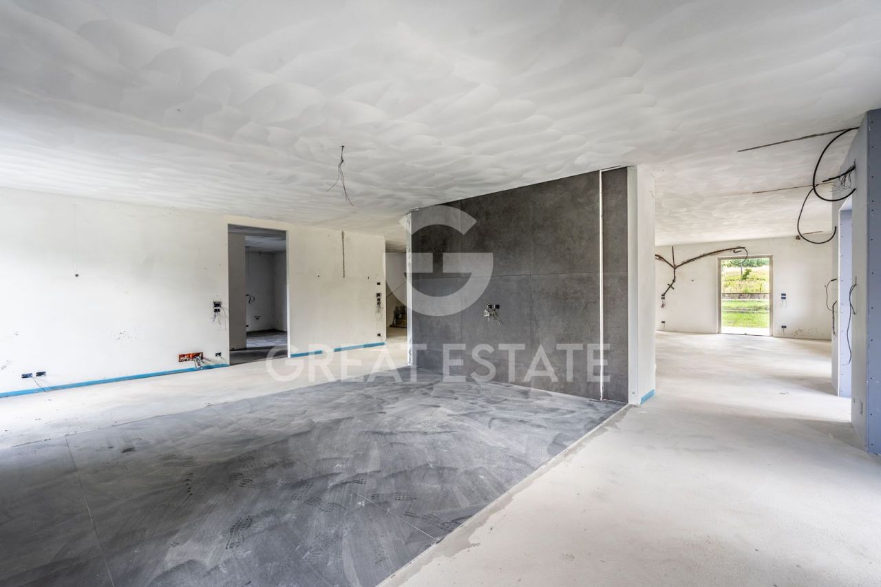 Дом в Ареццо, Италия, 925.6 м² - фото 12