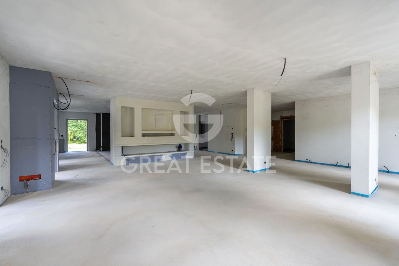Дом в Ареццо, Италия, 925.6 м² - фото 15