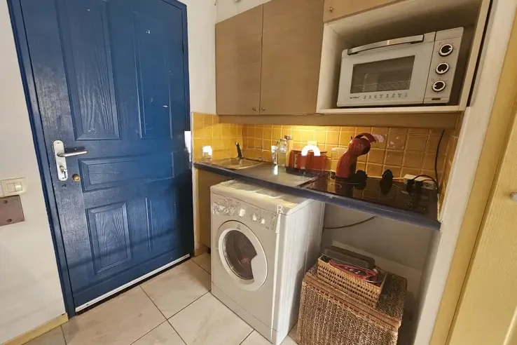 Квартира в Каннах, Франция, 28 м² - фото 2