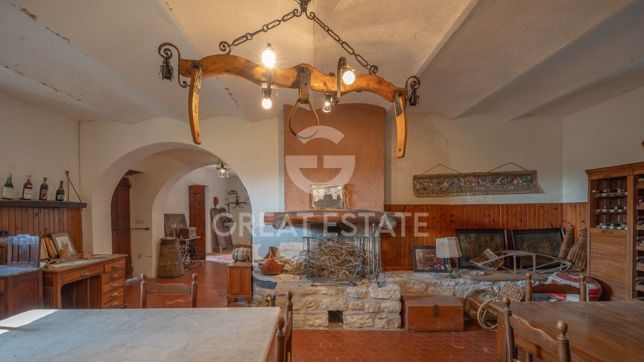Дом в Маджоне, Италия, 274.6 м² - фото 15