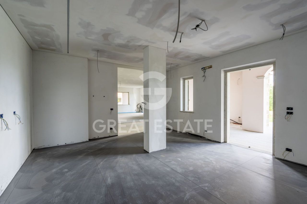 Дом в Ареццо, Италия, 925.6 м² - фото 16