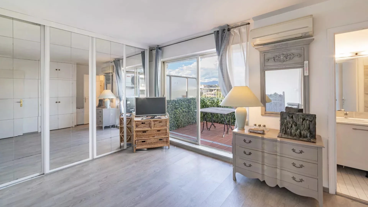 Квартира в Каннах, Франция, 115 м² - фото 7