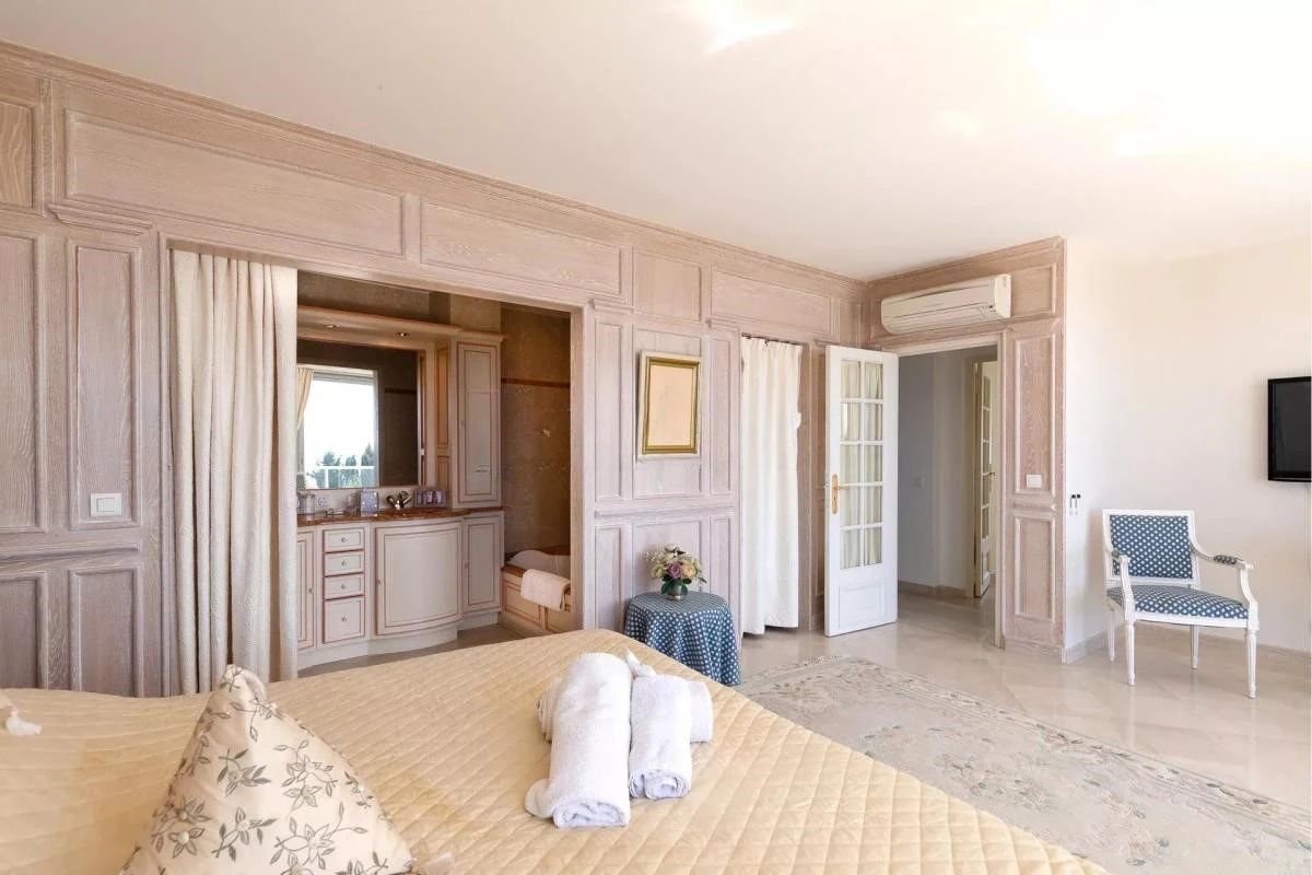 Квартира в Каннах, Франция, 320 м² - фото 12