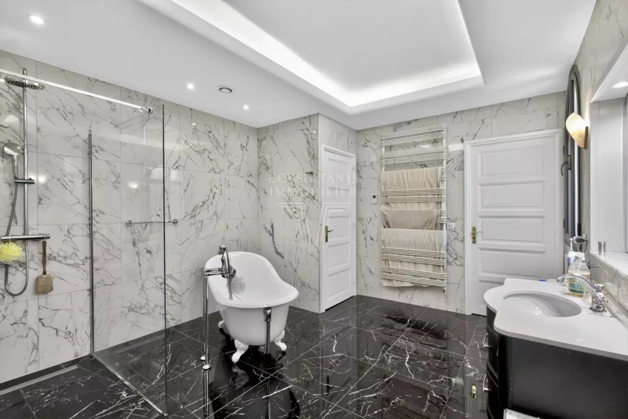Квартира в Каннах, Франция, 374 м² - фото 12