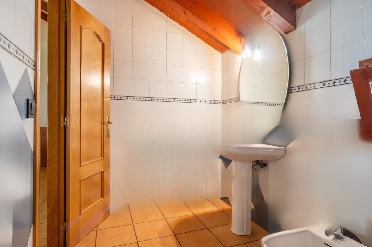 Квартира в Андорра-ла-Велье, Андорра, 290 м² - фото 17