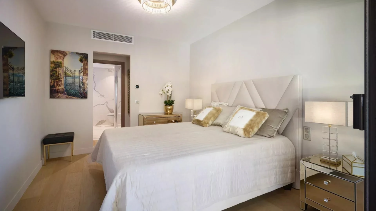 Квартира в Каннах, Франция, 148 м² - фото 18