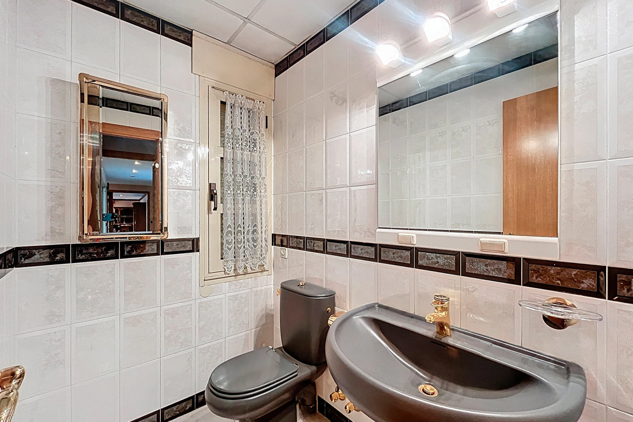 Квартира в Эскальдесе, Андорра, 1 000 м² - фото 19