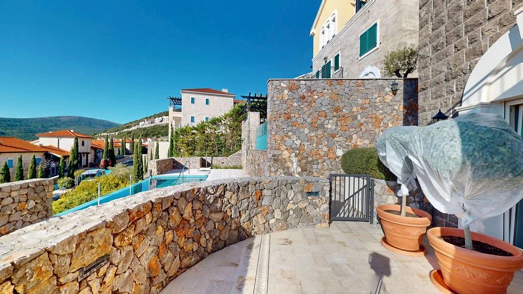Квартира на полуострове Луштица, Черногория, 70 м² - фото 2