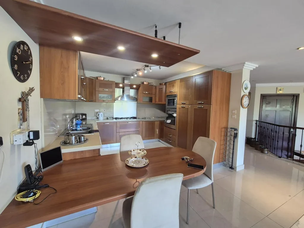 Квартира в Слиме, Мальта, 181 м² - фото 1
