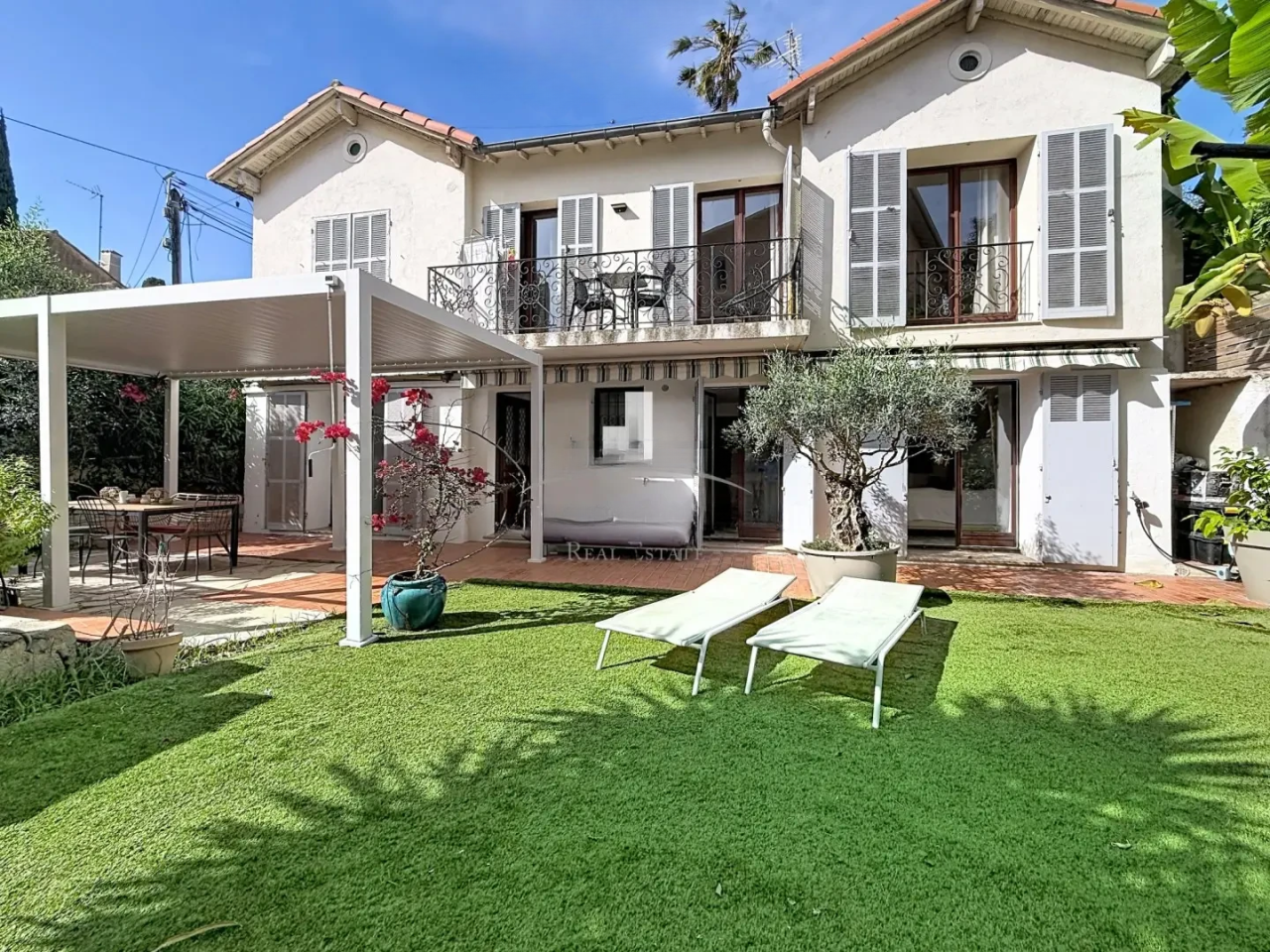 Квартира в Каннах, Франция, 75 м² - фото 1