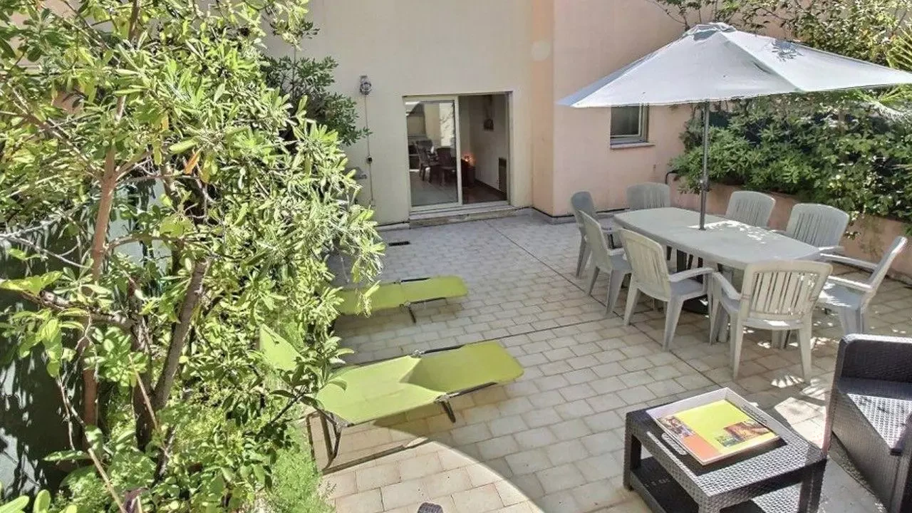 Квартира в Каннах, Франция, 21 м² - фото 2