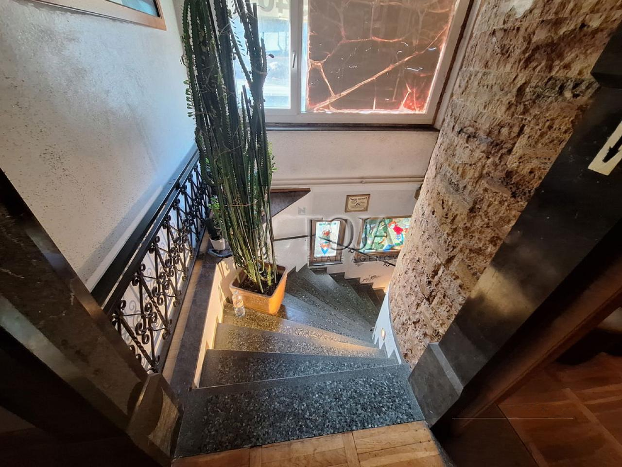 Офис в Любляне, Словения, 303 м² - фото 4