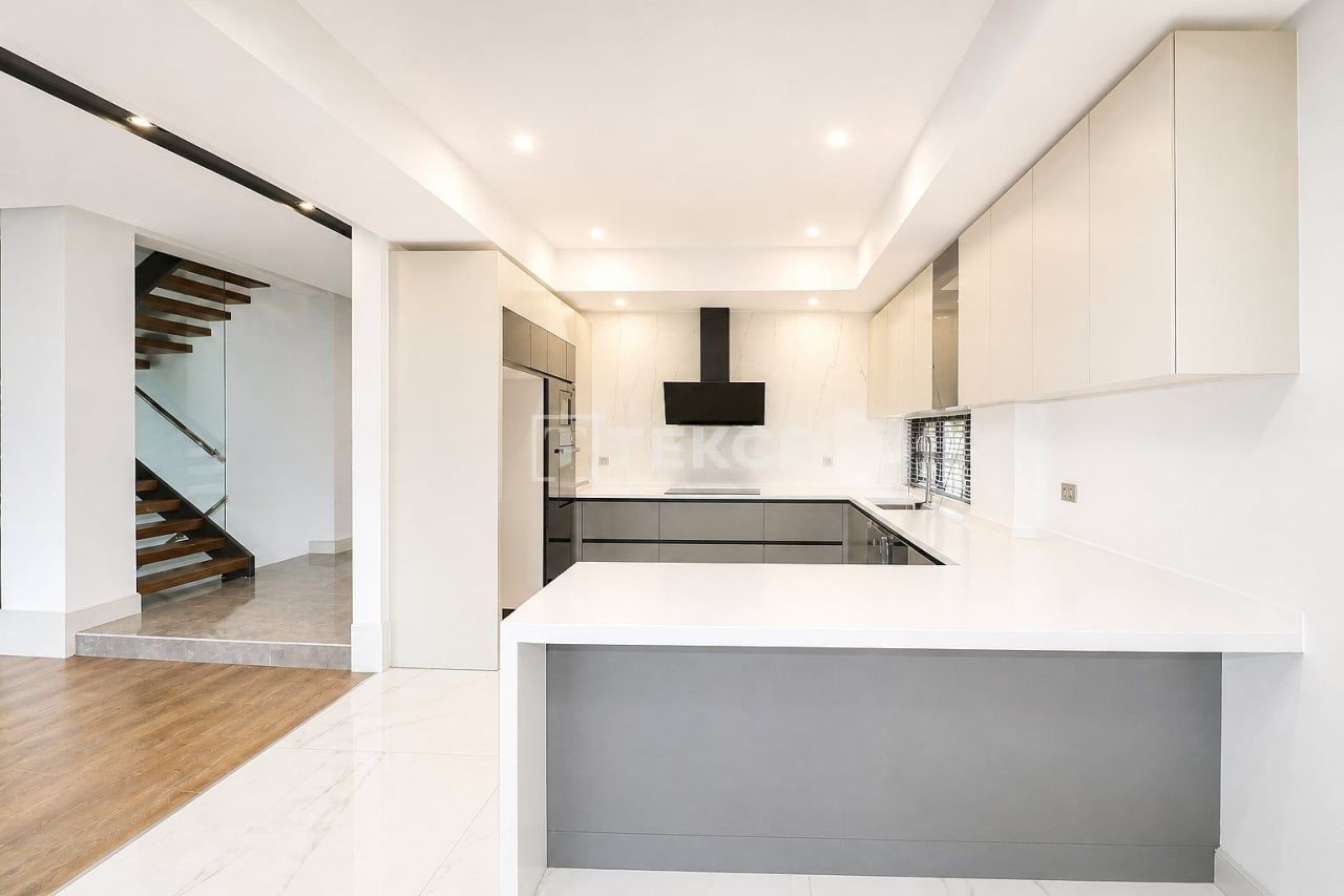 Вилла в Анталии, Турция, 450 м² - фото 13