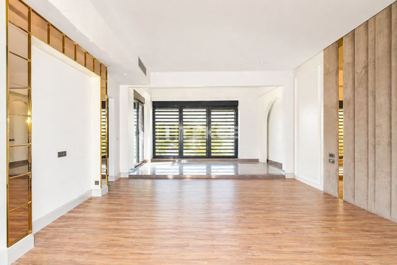 Вилла в Анталии, Турция, 450 м² - фото 16