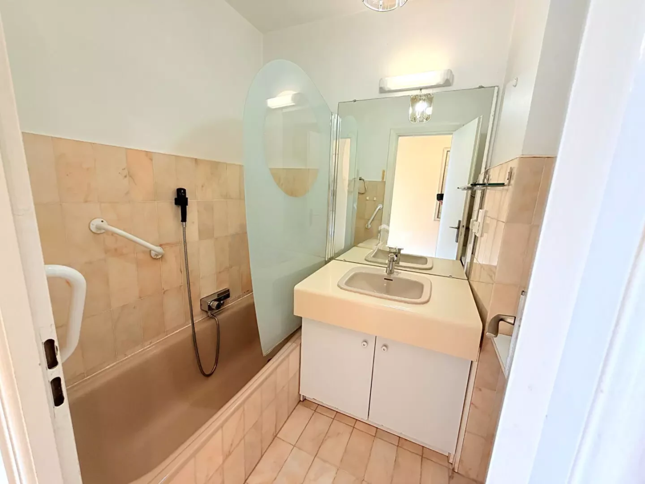 Квартира в Каннах, Франция, 38 м² - фото 8