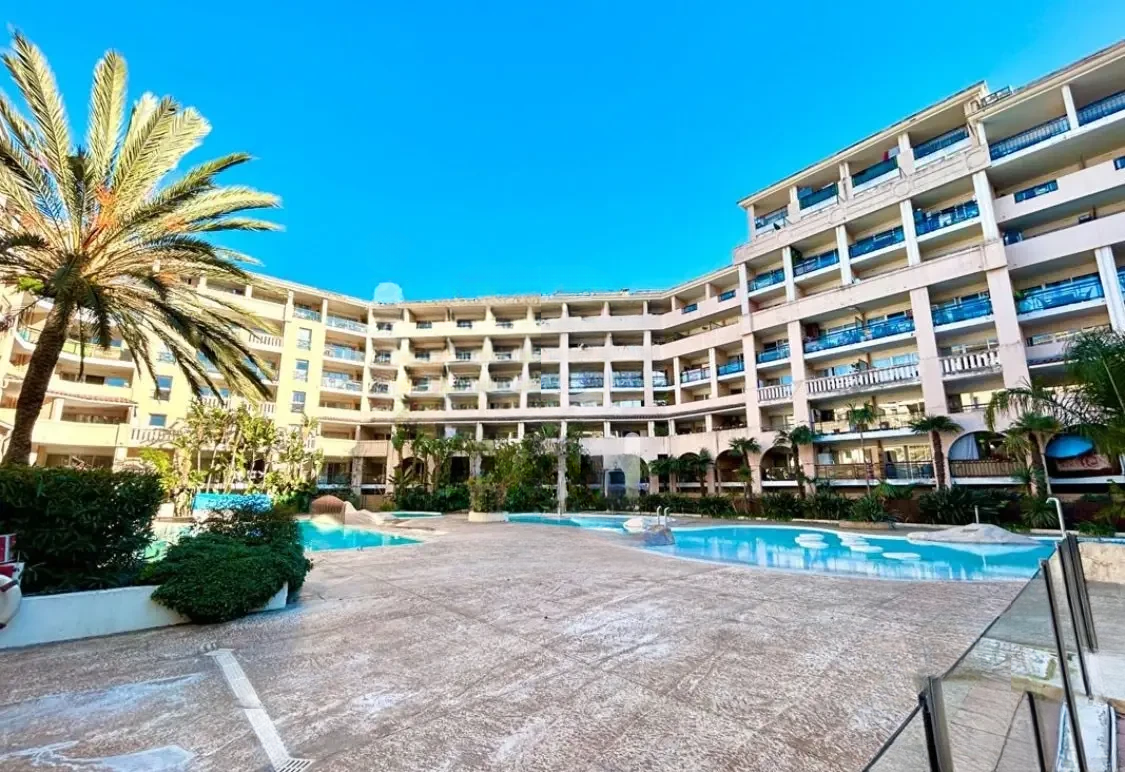 Квартира в Каннах, Франция, 26 м² - фото 9