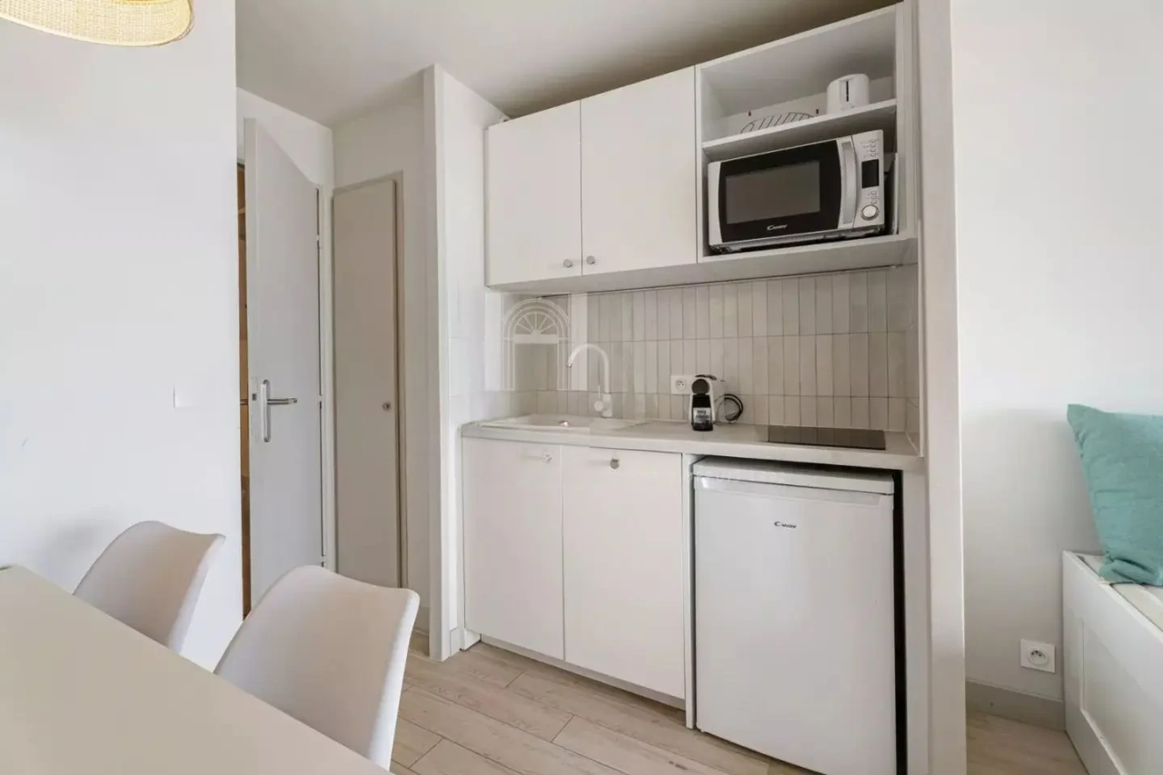 Квартира в Каннах, Франция, 22 м² - фото 10