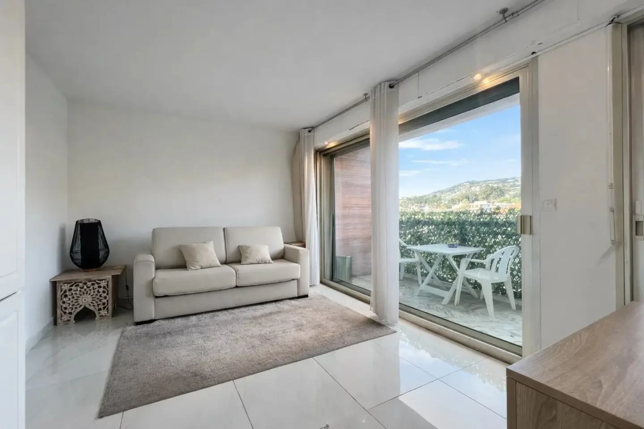 Квартира в Каннах, Франция, 34 м² - фото 10