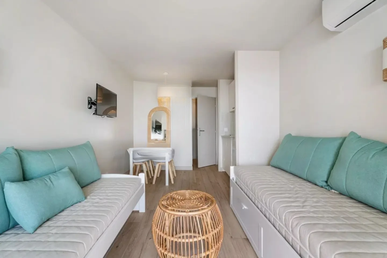 Квартира в Каннах, Франция, 22 м² - фото 11