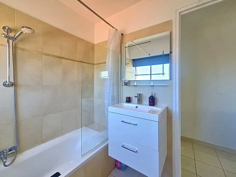 Квартира в Каннах, Франция, 26 м² - фото 12