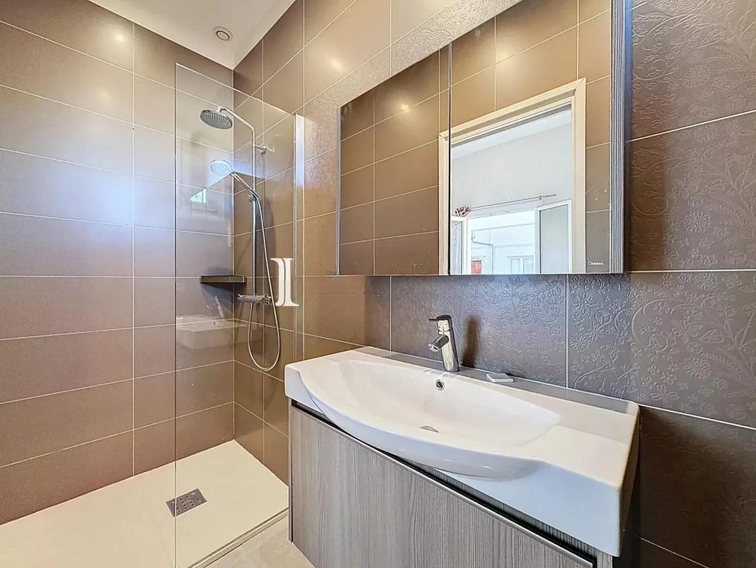 Квартира в Каннах, Франция, 105 м² - фото 17