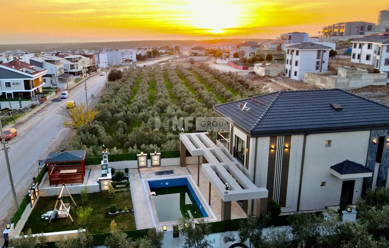 Вилла в Измире, Турция, 200 м² - фото 4