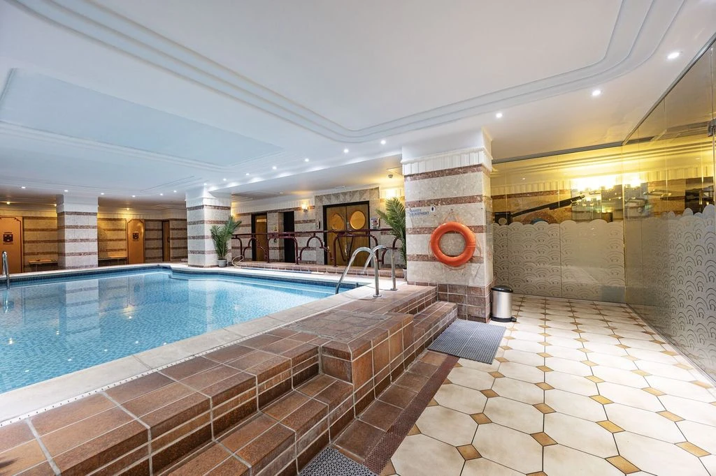 Квартира в Лондоне, Великобритания, 223 м² - фото 1