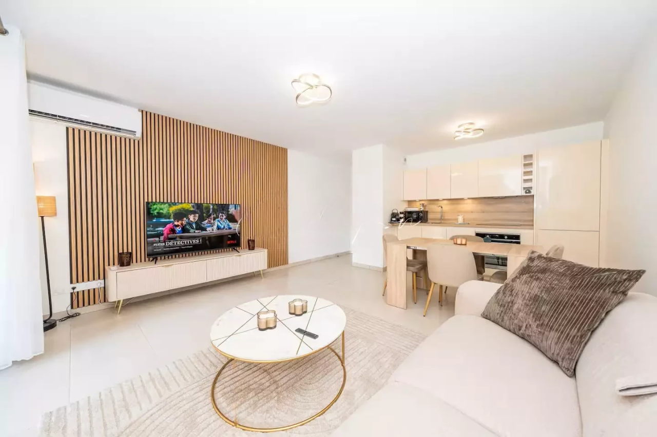 Квартира в Каннах, Франция, 47 м² - фото 1