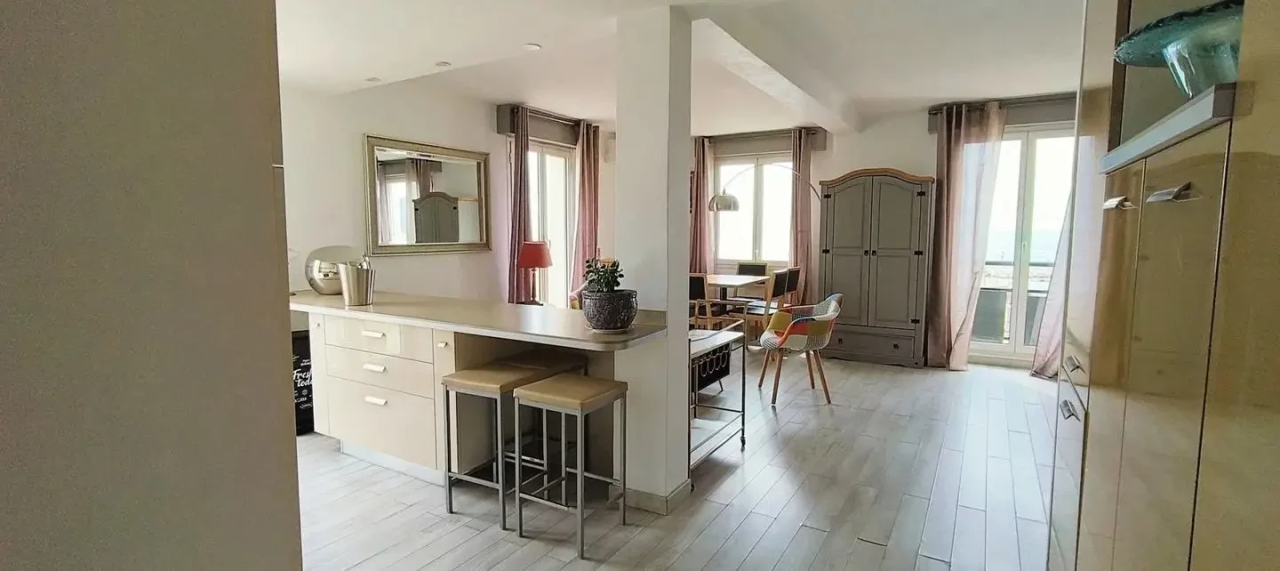 Квартира в Каннах, Франция, 49 м² - фото 1
