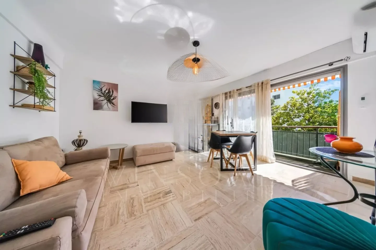 Квартира в Каннах, Франция, 38 м² - фото 1